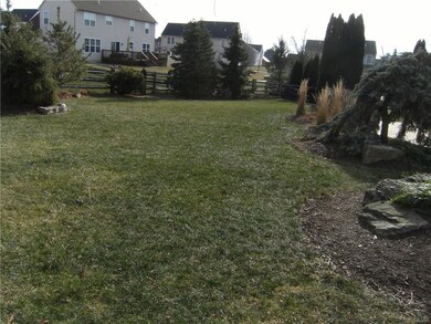 4556 Hoffman Dr, Whitehall, PA 18052 - photo 5