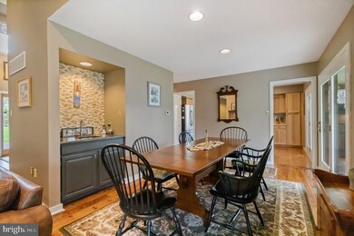 461 Aster Place, Downingtown, PA 19335 - photo 3