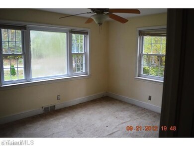 2nd Bedroom.