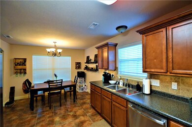 31 Chatburn Dr, Bella Vista, AR 72715 - photo 4