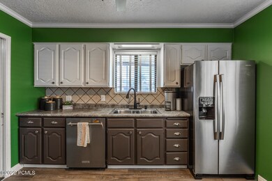 2347 S 400 E Salt Lake City UT-large-006