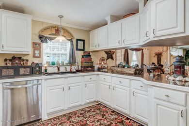 928 Wren Cir-14