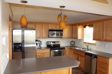 Lots of kitchen cabinets