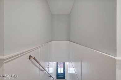 409BrunswickStreetUnit1-6