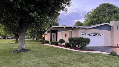 125 West Ln, Hagerstown, IN 47346 - photo 2