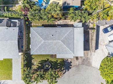 2617 NE 9th Terrace, Wilton Manors, FL 33334 - photo 2