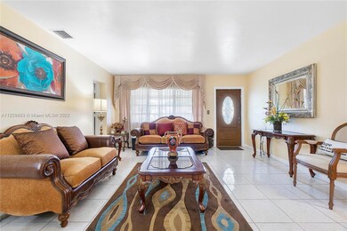 2320 Largo Dr, Miramar, FL 33023 - photo 7