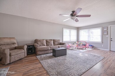 1911 S 19th St, Grand Forks, ND 58201 - photo 2
