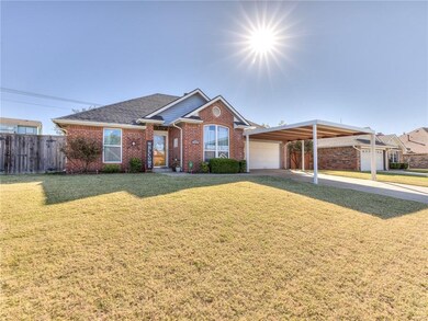 2436 E Hills Dr, Moore, OK 73160 - photo 2