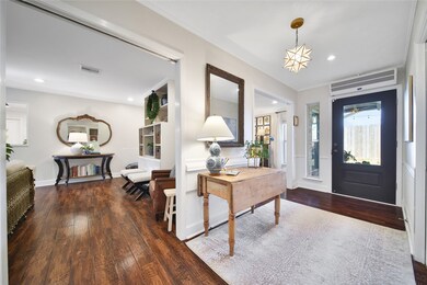 6238 Braesheather Cir, Houston, TX 77096 - photo 6