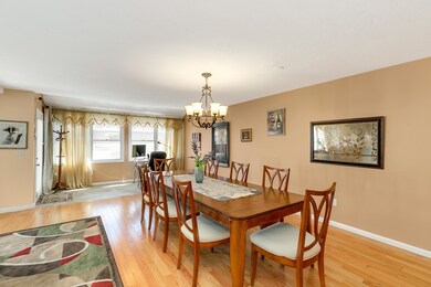 81 Arrowhead Cir, Ashland, MA 01721 - photo 5