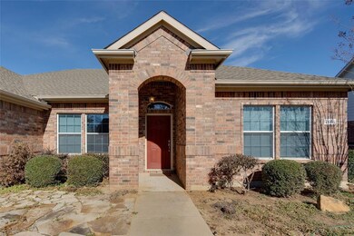 2601 Clubhouse Dr, Denton, TX 76210 - photo 2