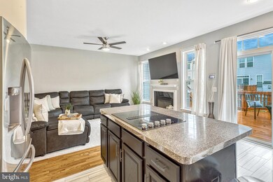 2121 Callao Ct, Woodbridge, VA 22191 - photo 5