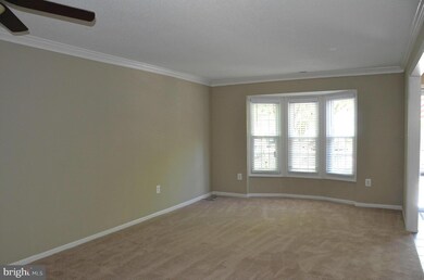 1502 Lowell Ct, Crofton, MD 21114 - photo 3