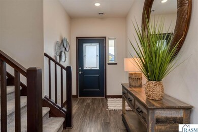 128 Dancing Waters Cir, Mankato, MN 56001 - photo 3