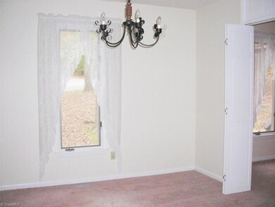 941 Tamworth Rd, Asheboro, NC 27203 - photo 7