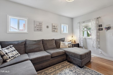 05-1261-Chestnut-St-Kingsport-TN-37664-W