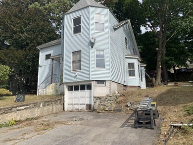 35 Freeland St, Worcester, MA 01603 - photo 2