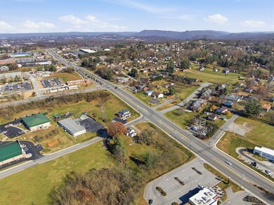 45 Scattergood Dr NW, Christiansburg, VA 24073 - photo 4