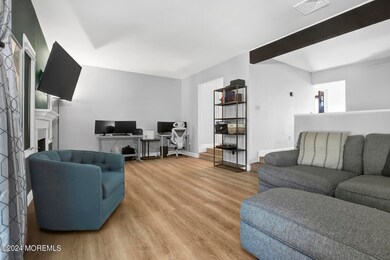 804 Bounty Ct unit 4B, Toms River, NJ 08753 - photo 3