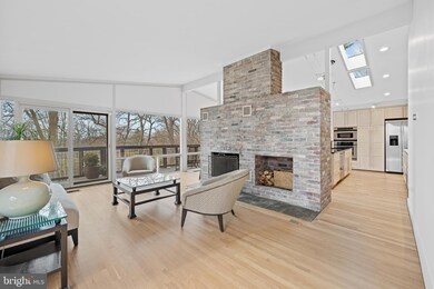 7417 Rebecca Dr, Alexandria, VA 22307 - photo 3