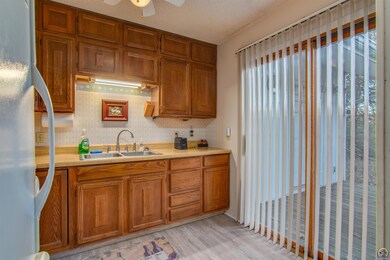 4024 SW 33rd Terrace, Topeka, KS 66614 - photo 6