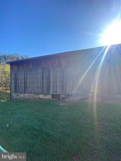 9115 Myersville Rd, Myersville, MD 21773 - photo 6