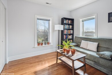 6301 N Richmond St unit 2, Chicago, IL 60659 - photo 6