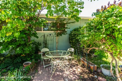 Private sitting area