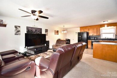 130 Fort Dobbs Rd, Statesville, NC 28625 - photo 5