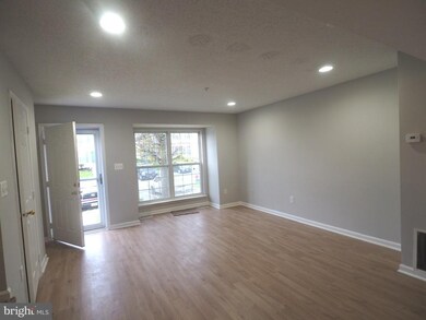 7444 Catterick Ct, Windsor Mill, MD 21244 - photo 5