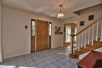 501 Buckingham St, Moscow, PA 18444 - photo 5