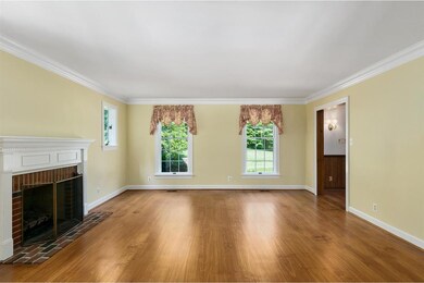 104 Mount Laurel Rd, Moorestown, NJ 08057 - photo 4