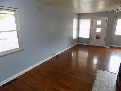 4271 Colby Ave, Columbus, OH 43227 - photo 7