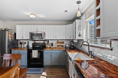 10096 Terra Glenn St SE, Yelm, WA 98597 - photo 6