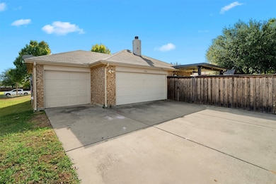 2401 Creekdale Dr, Denton, TX 76210 - photo 2
