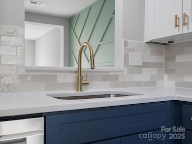 5204 Fair Wind Ln, Charlotte, NC 28212 - photo 3