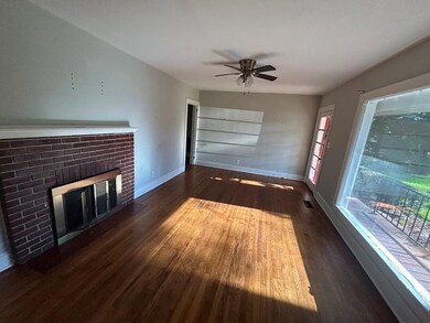 1401 Edgewood Ln, Albany, GA 31707 - photo 4