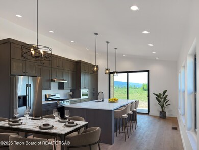 1085 Pawnee Rd, Driggs, ID 83422 - photo 3