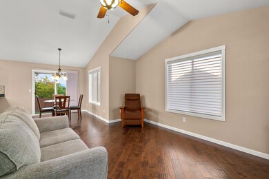 1437NEQuailCrossingRd-005