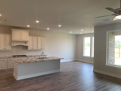 25026 Stella Falls Ln, Tomball, TX 77375 - photo 4