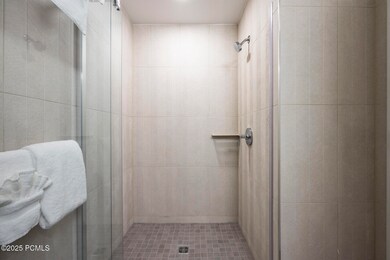 Pioche Village Apartments unit 2141, Park City, UT 84060 - photo 6