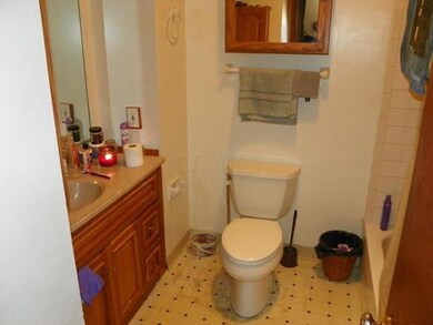 4753 Robinhood Park, Columbus, OH 43227 - photo 7