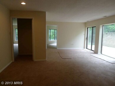 3041 Fallstaff Rd unit 107D, Baltimore, MD 21209 - photo 6