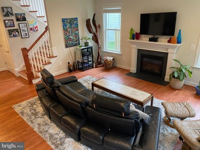 2216 Tulip Dr, Falls Church, VA 22046 - photo 3