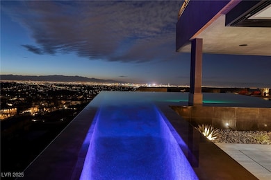 811 Magnum Cliff Ct, Henderson, NV 89012 - photo 2