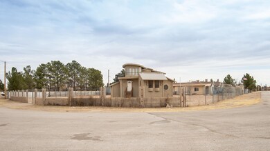 11600 Valle Del Centro Dr, El Paso, TX 79927 - photo 3