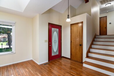 1229 E Highpoint-7