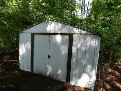 617 Dennis Rd, Jacksonville, NC 28546 - photo 7