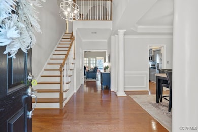 Grand 2 story entranceway